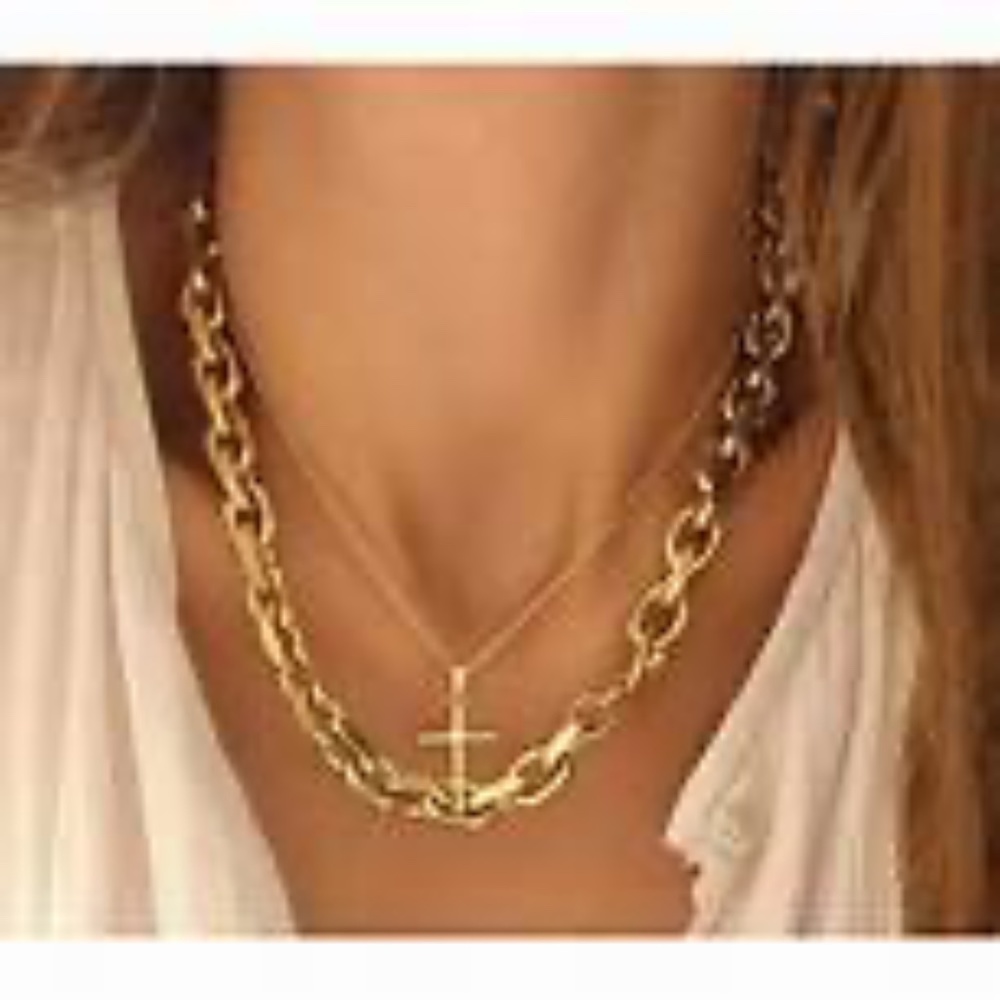 Gold Toggle Chain Necklace